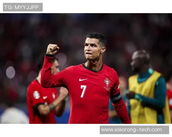 全球足球巨星齐聚一堂各国现役球员的巅峰对决与荣耀时刻